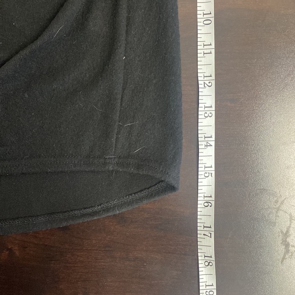 Red and Black Plaid/Checkered Long Sleeve Shirt - Picture 4 of 6